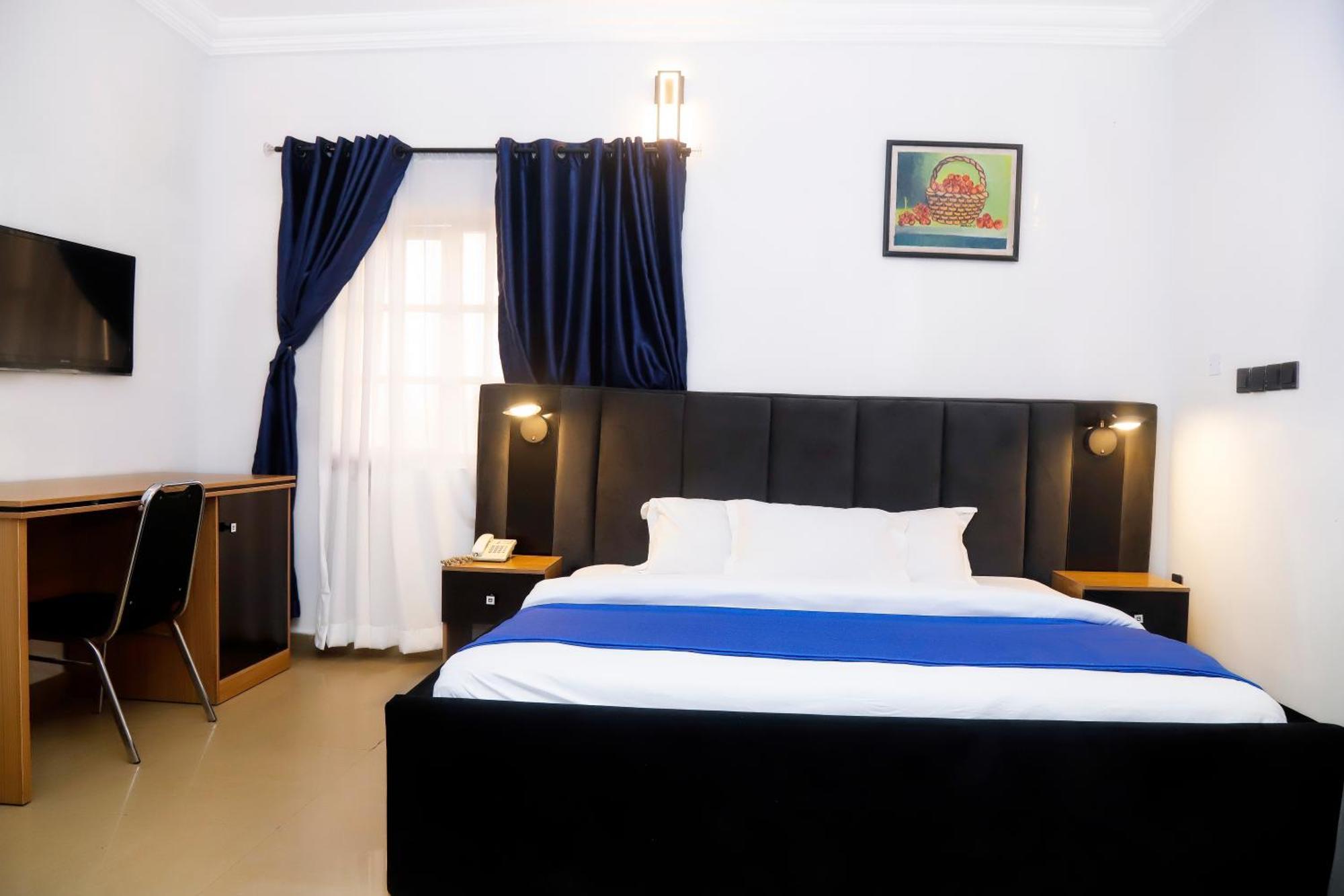 Western Dreams Hotel Abuja Exterior foto