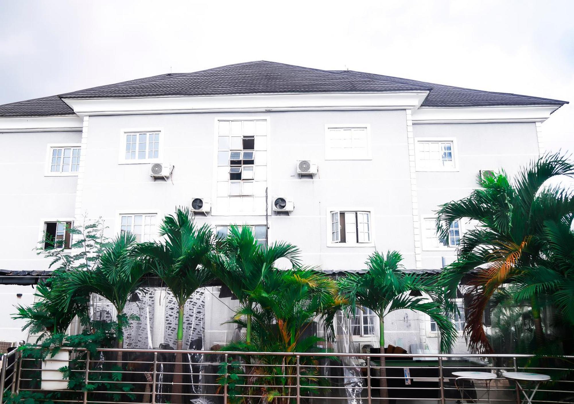 Western Dreams Hotel Abuja Exterior foto