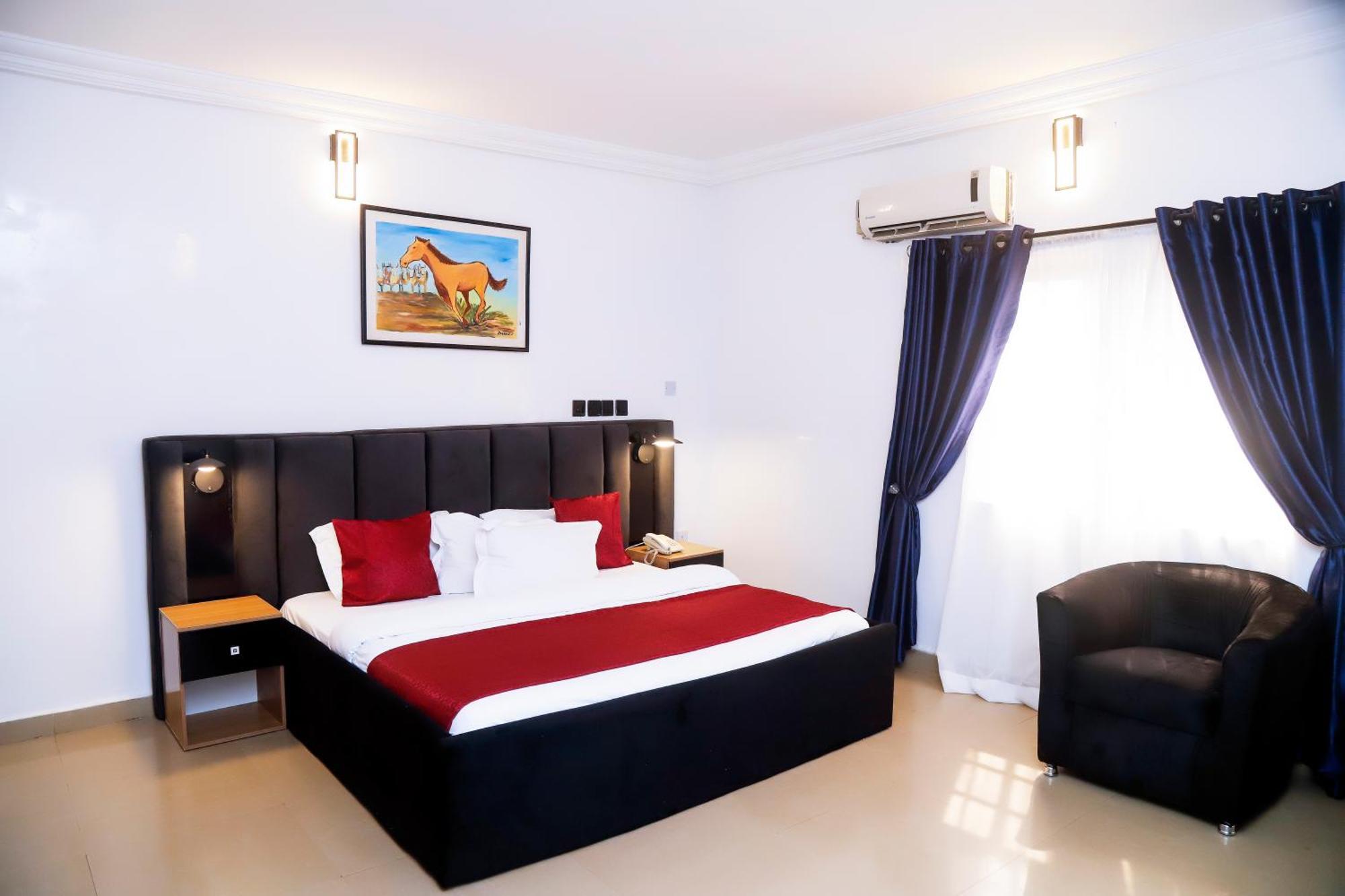 Western Dreams Hotel Abuja Exterior foto